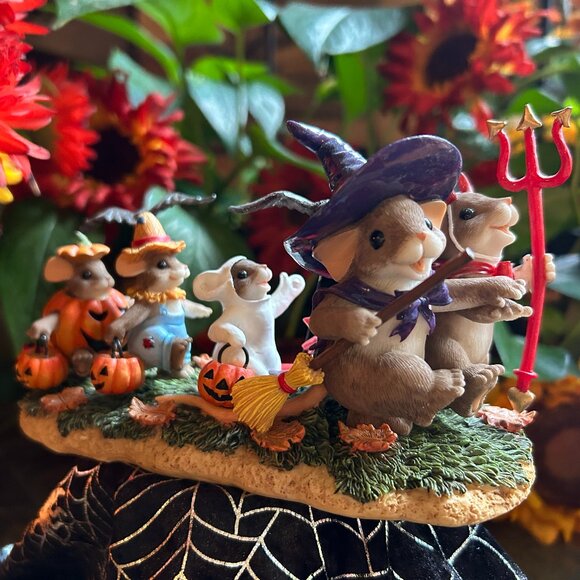 Charming Tails HALLOWEEN “We’re a Kooky Spooky Family” (85/119) - Picture 11 of 12